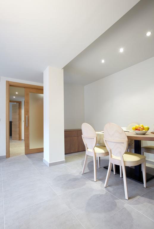 Apartaments Terraza Figueres Figueres  Kültér fotó