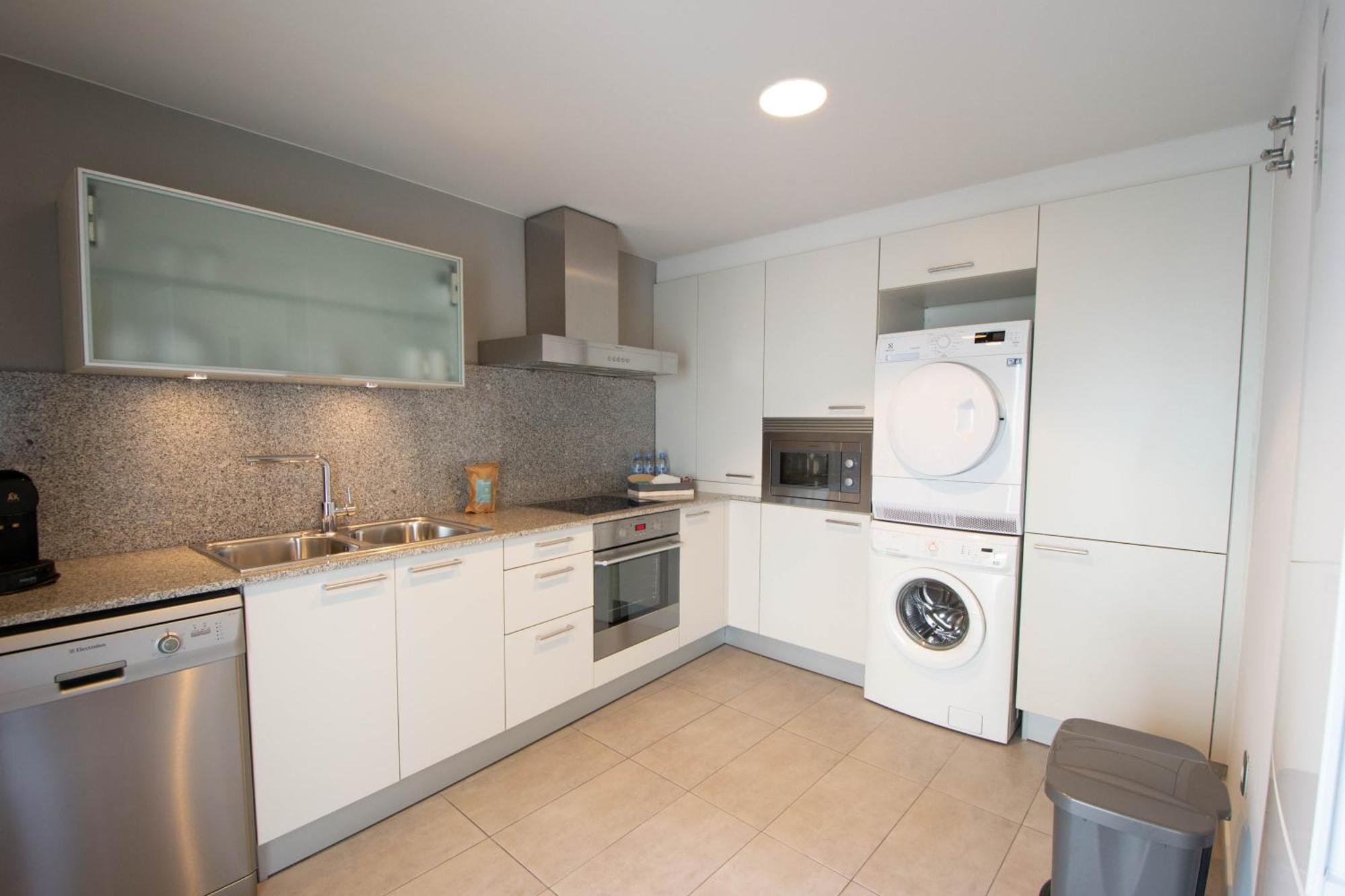 Apartaments Terraza Figueres Figueres  Kültér fotó