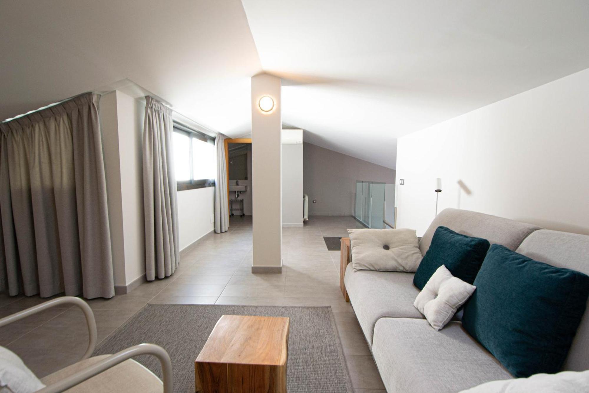 Apartaments Terraza Figueres Figueres  Kültér fotó