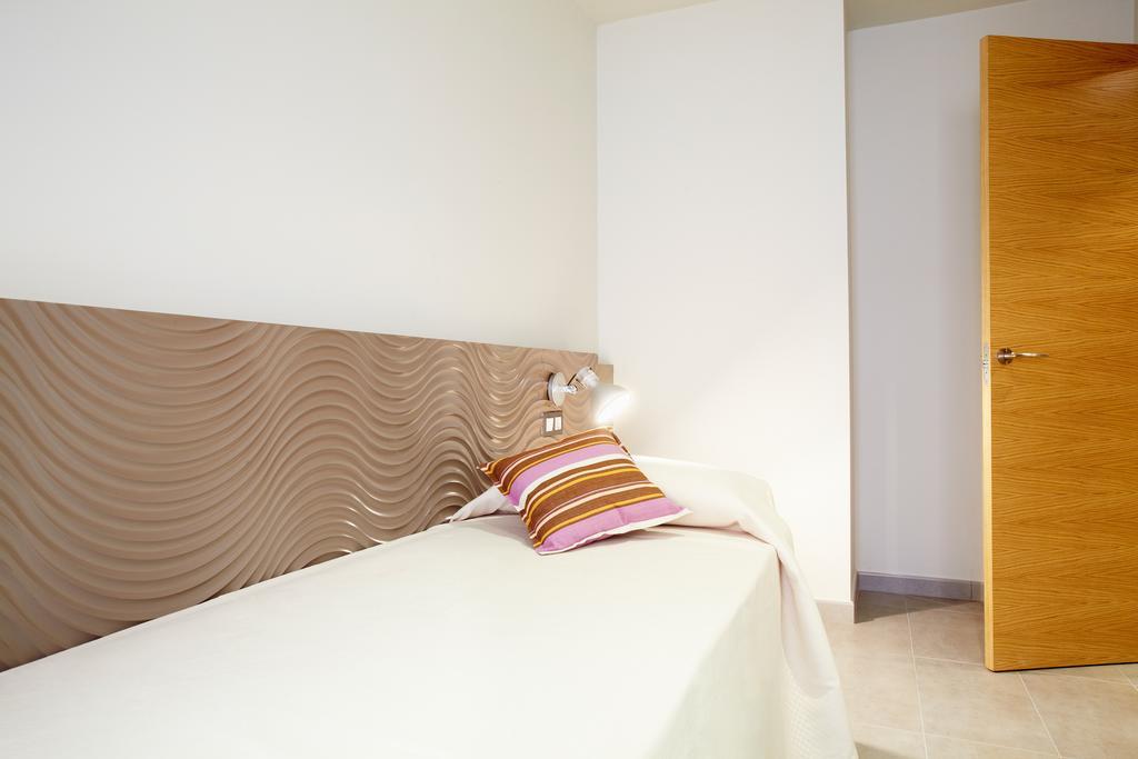 Apartaments Terraza Figueres Figueres  Kültér fotó