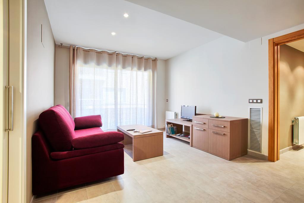 Apartaments Terraza Figueres Figueres  Kültér fotó