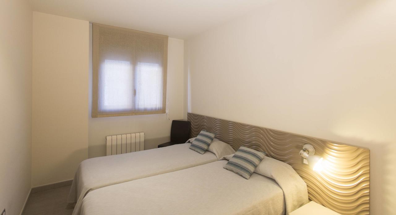 Apartaments Terraza Figueres Figueres  Kültér fotó